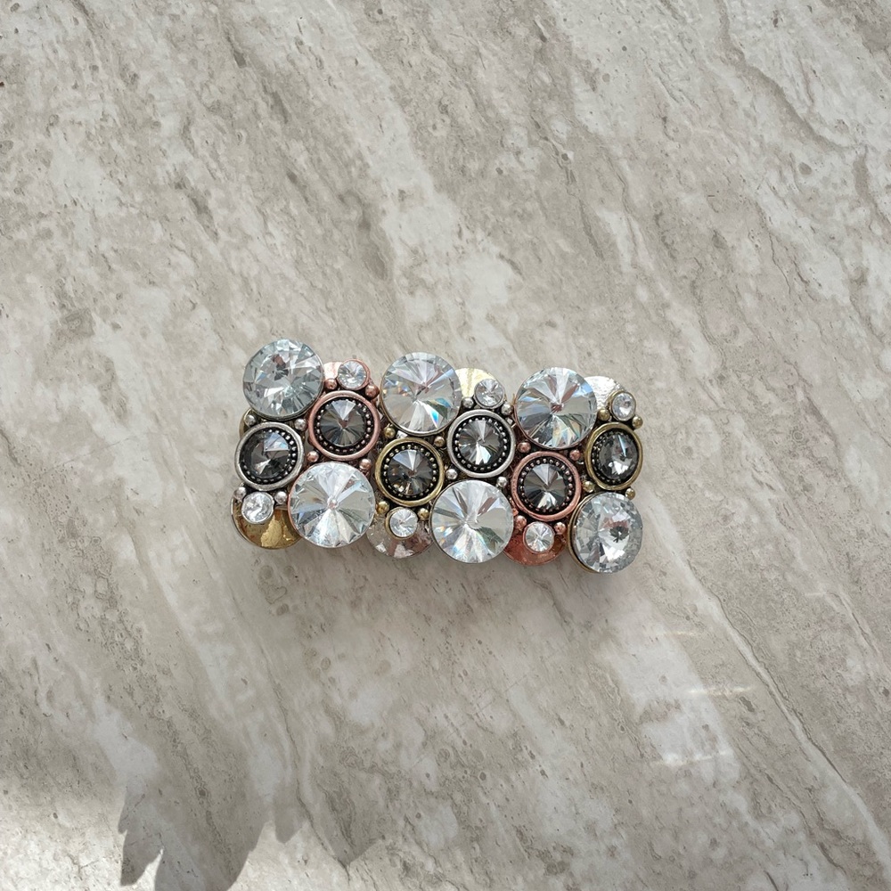 Chunky Rhinestone Bracelet - Picture 4 of 5